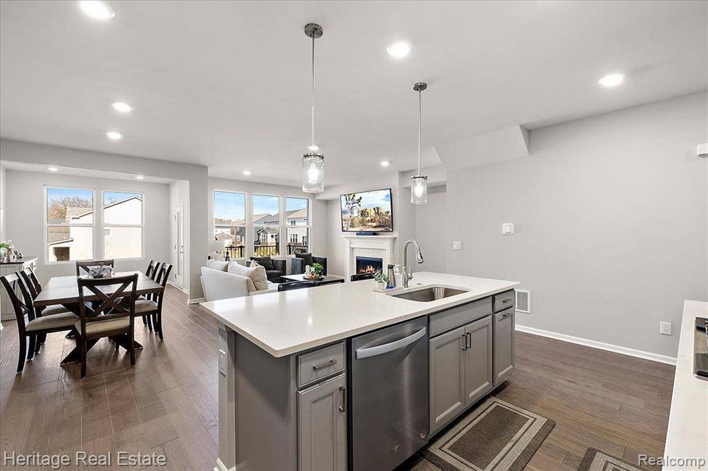 Clarkston, MI,4063 NOTTINGHAM Circle