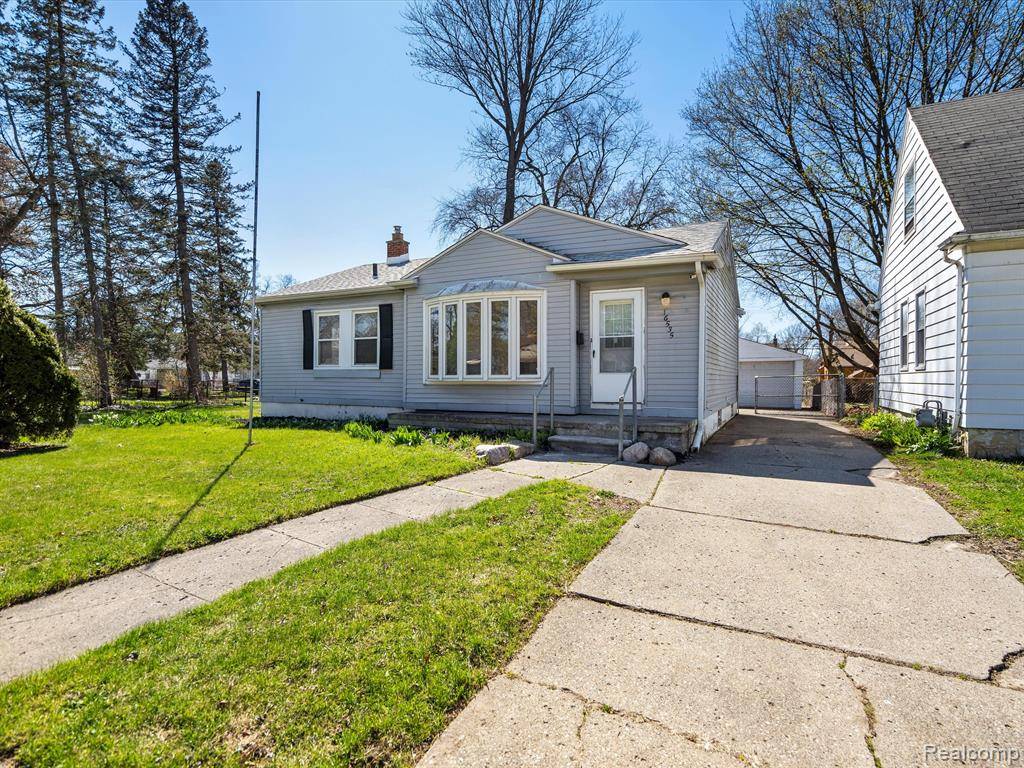Detroit, MI 48219,16535 WOODBINE Street