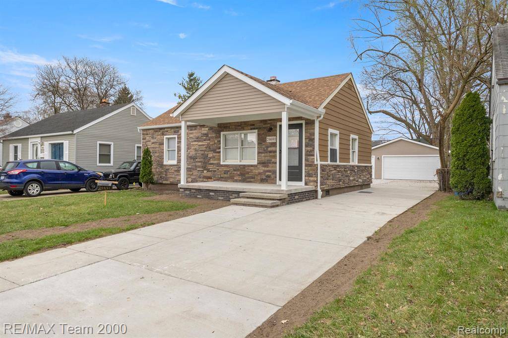 Dearborn Heights, MI 48125,24691 DARTMOUTH Street