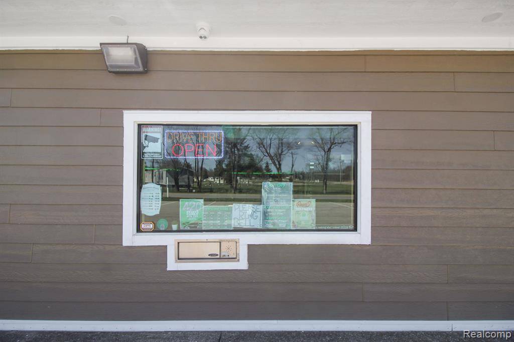 Mount Morris, MI 48458,9066 N saginaw Road