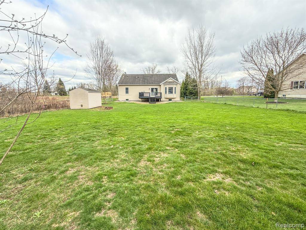 Swartz Creek, MI 48473,6310 MAPLE Avenue