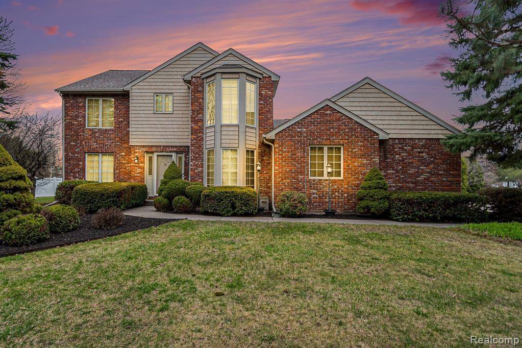 Saginaw, MI 48603,4600 WHITE TRILLIUM S Drive