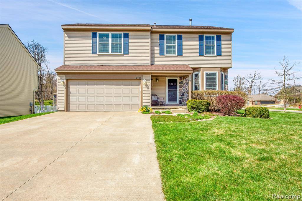 Waterford, MI 48329,2745 MOOSEWOOD Drive