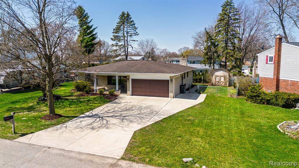 Clinton Twp, MI 48036,38241 ROCKHILL Street