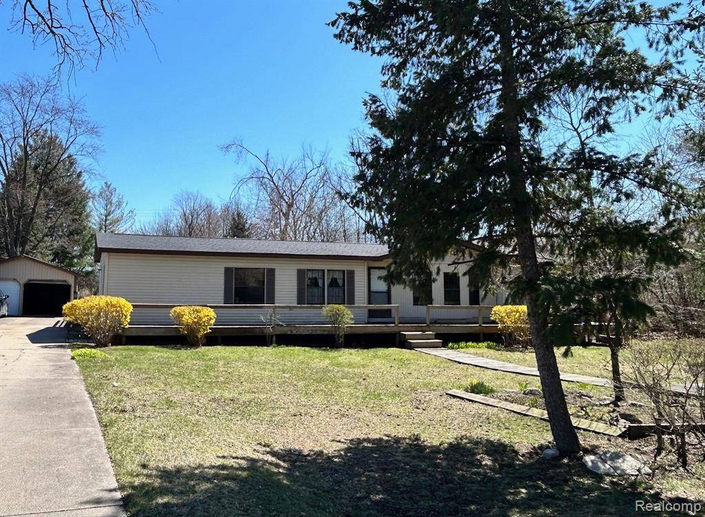 Imlay City, MI 48444,1877 S ALMONT Avenue