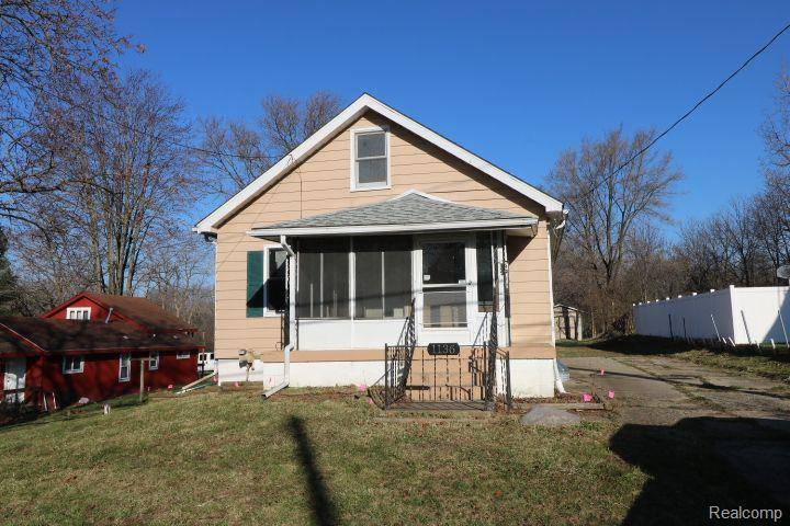 Flint, MI 48532,1136 GILBERT Street