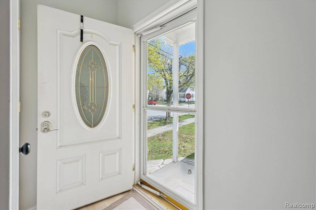 Trenton, MI 48183,3204 JOHN R Street