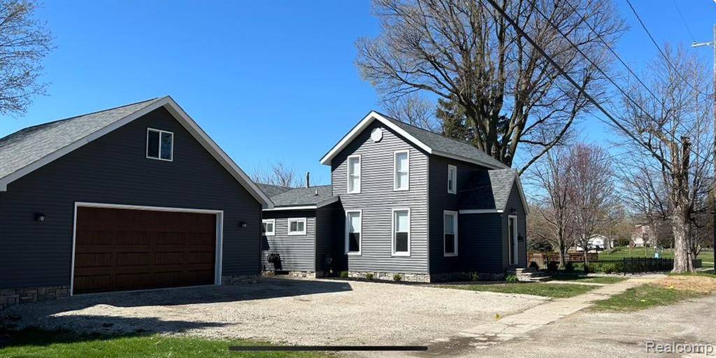 Fenton, MI 48430,412 E ELLEN Street