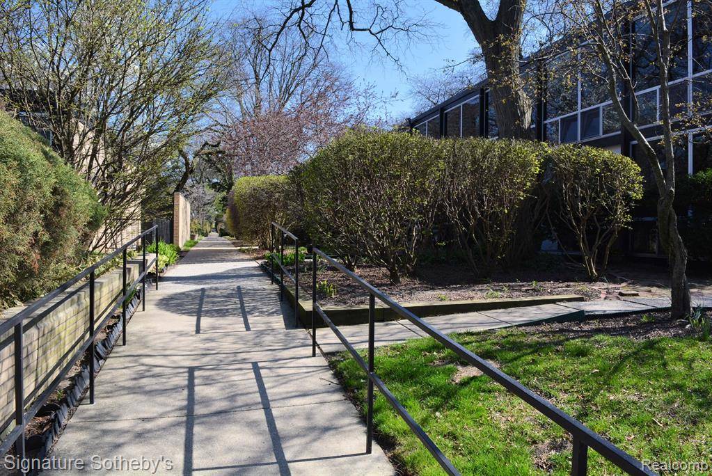 Detroit, MI 48207,1304 Nicolet