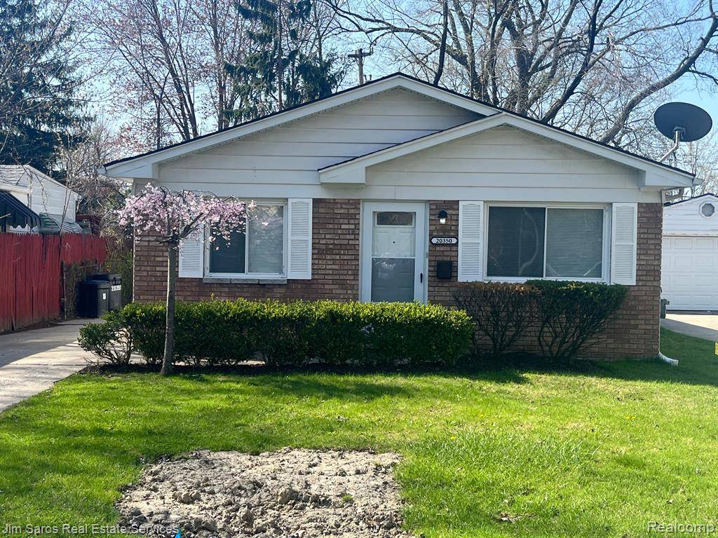 Harper Woods, MI 48225,20350 E 8 MILE Road
