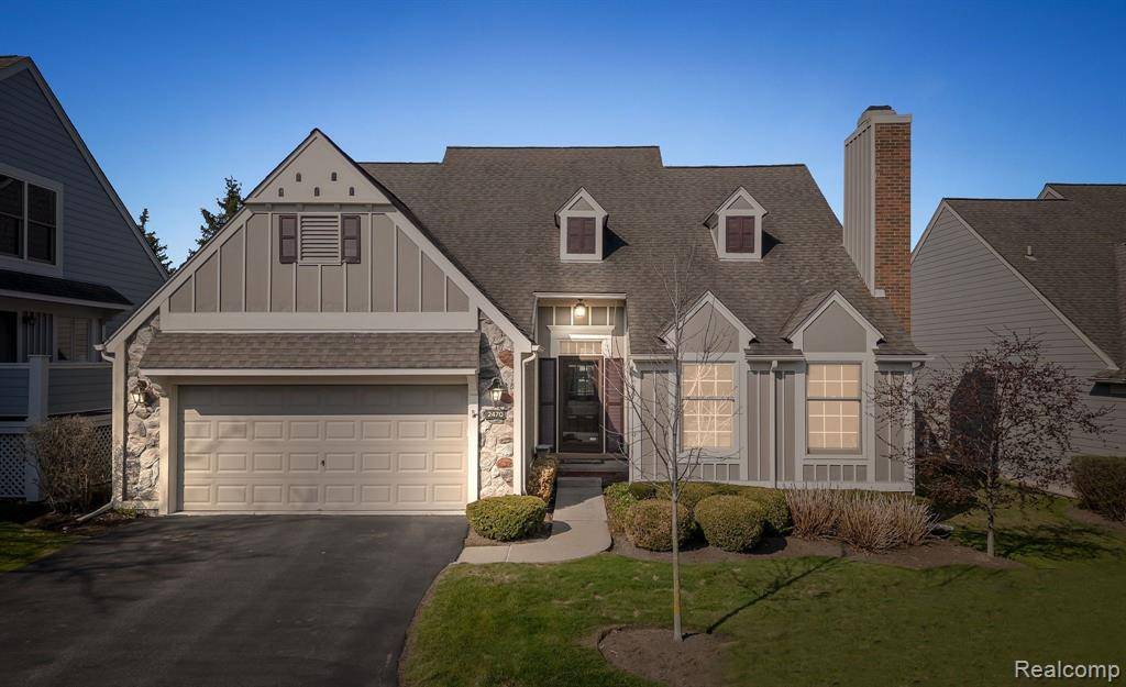 Bloomfield Hills, MI 48304,2470 Inglehill Pointe