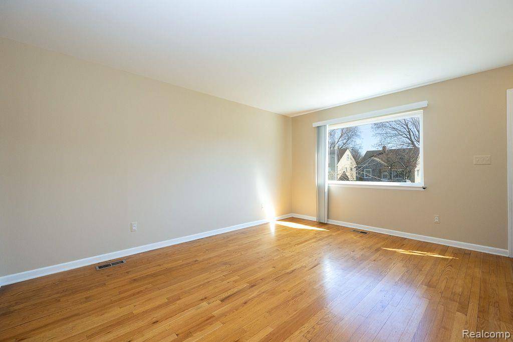 Clawson, MI,304 TECUMSEH Street