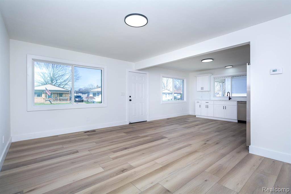 Roseville, MI 48066,20270 LAKEWORTH Street