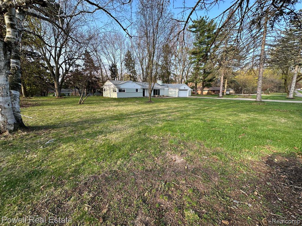 Rochester Hills, MI 48309,2659 W AVON Road