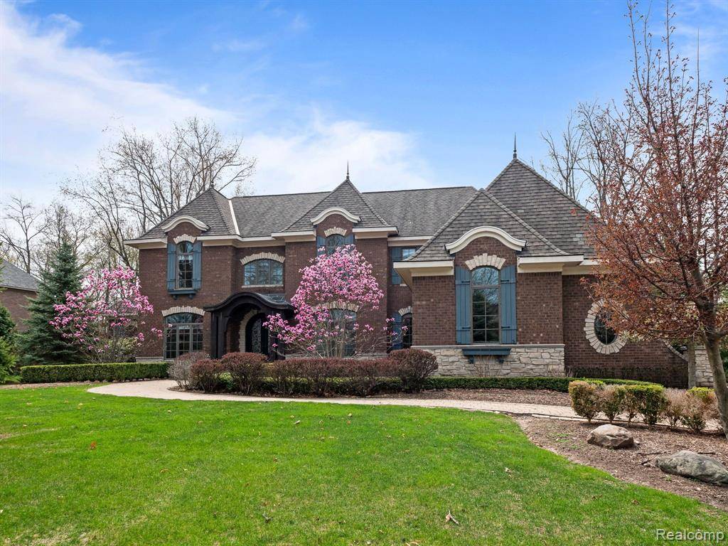 Bloomfield Hills, MI 48302,2707 TURTLE LAKE Drive
