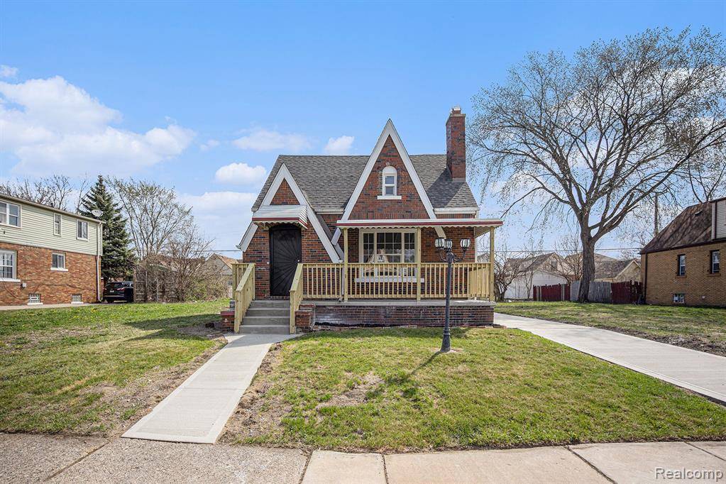 Detroit, MI 48221,17176 BIRWOOD Street