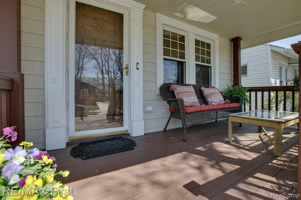Ferndale, MI 48220,209 E WOODLAND Street