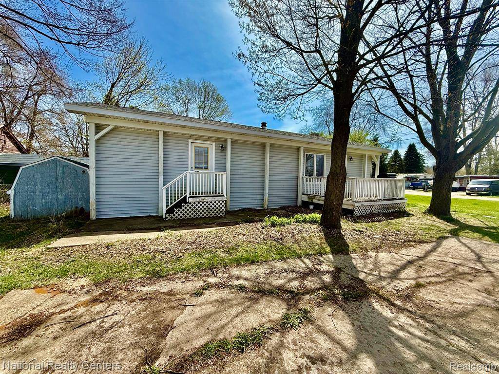 Brighton, MI 48114,8275 DONNA LOU Drive