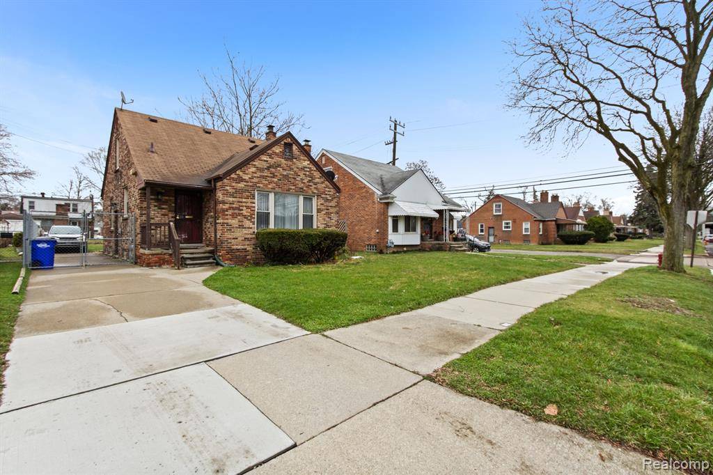 Detroit, MI 48219,18410 ROSEMONT Avenue