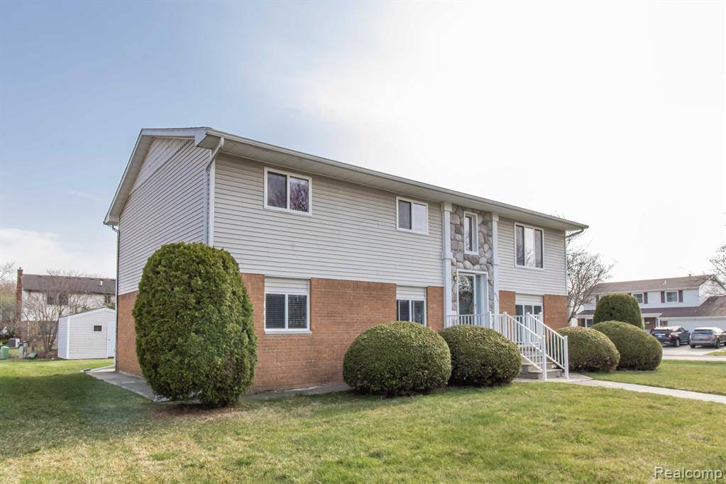 Canton, MI 48187,43741 GATEHOUSE
