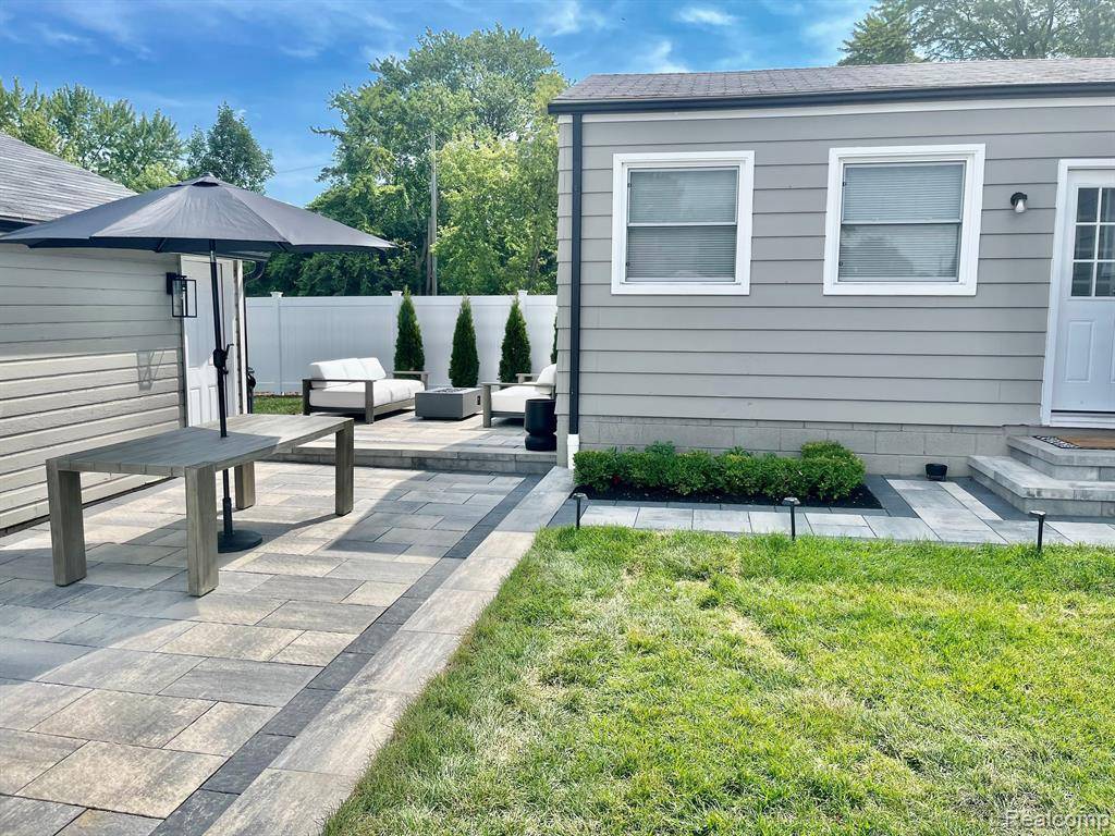 Clawson, MI,654 BROADACRE Avenue