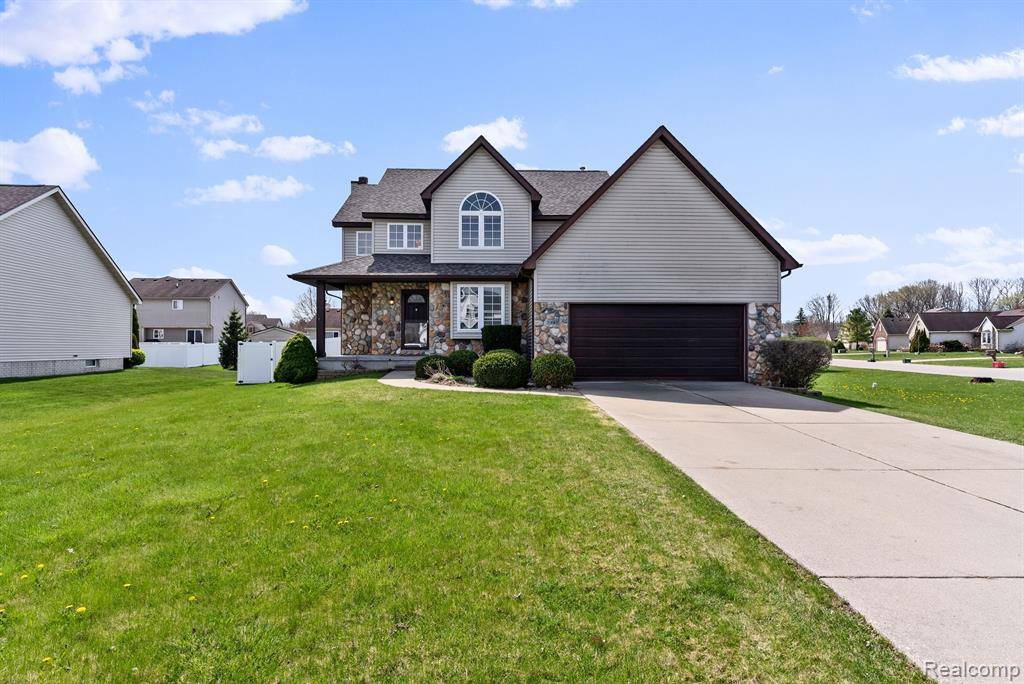 Grand Blanc, MI 48439,5166 CYPRESS Circle