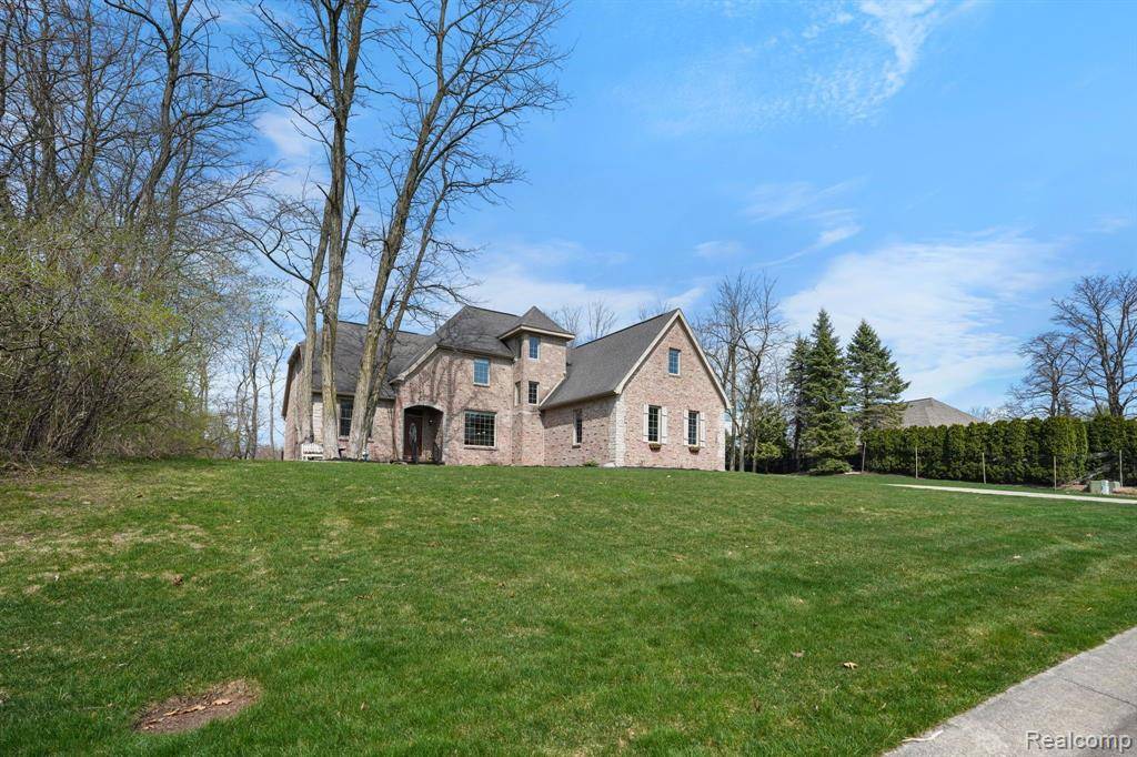 Oxford, MI 48371,1050 DEER PATH Trail