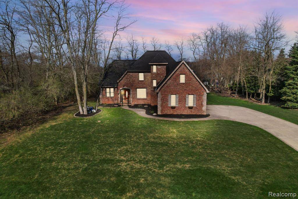 Oxford, MI 48371,1050 DEER PATH Trail