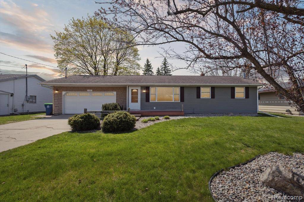 Saginaw, MI 48604,1557 RIVIERA Street