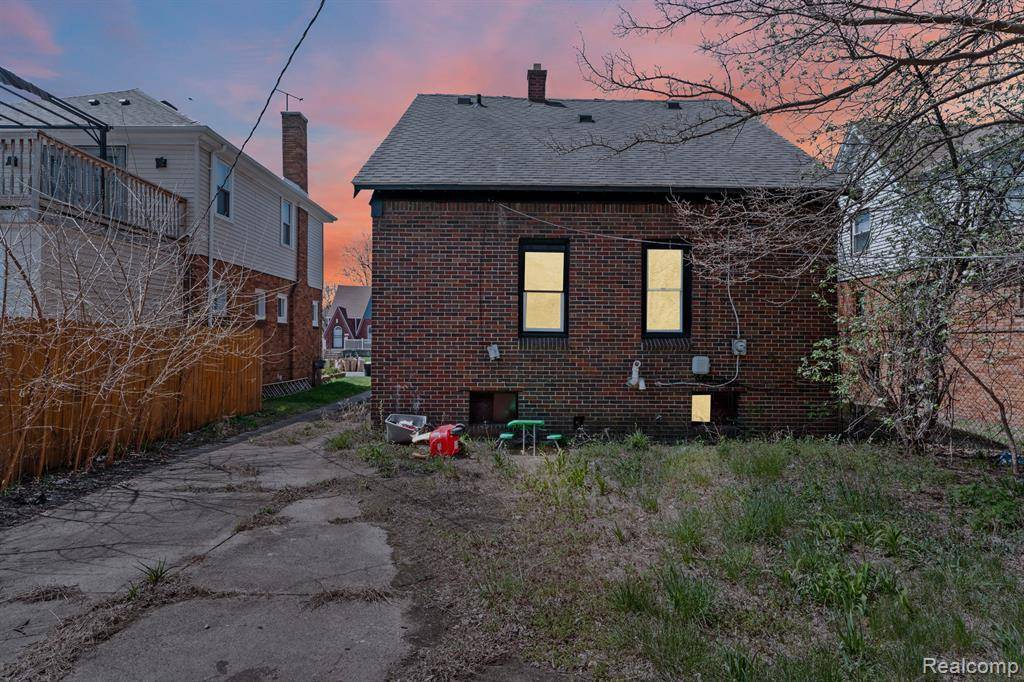 Detroit, MI 48238,15374 BIRWOOD Street