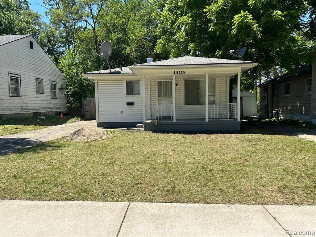Detroit, MI 48219,19325 GRANDVILLE Avenue
