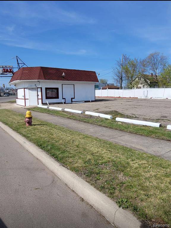 Detroit, MI 48204,8300 LIVERNOIS Avenue