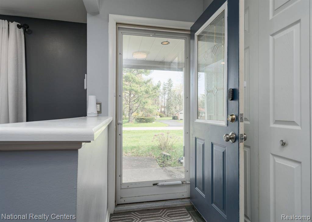 Farmington Hills, MI 48331,29742 OLD BEDFORD Street