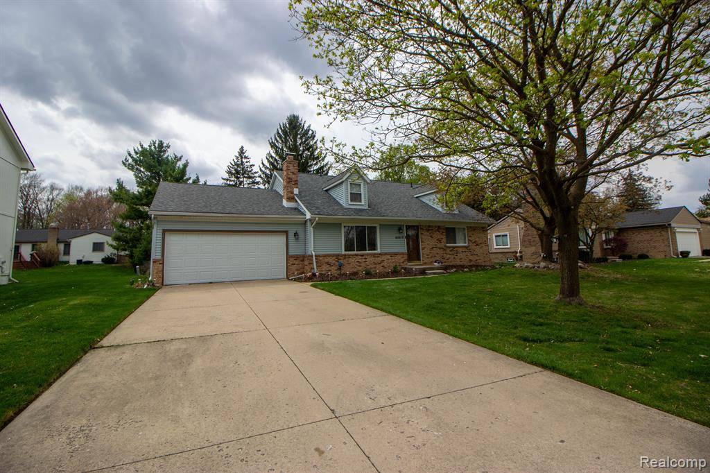 Novi, MI,40317 LADENE Lane