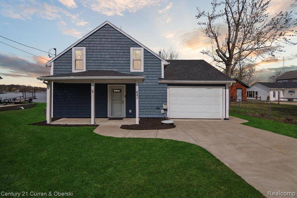 Jackson, MI 49201,421 EDGEWOOD Drive