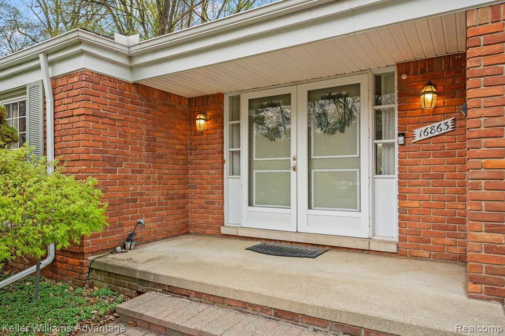 Livonia, MI 48154,16863 SHREWSBURY Street