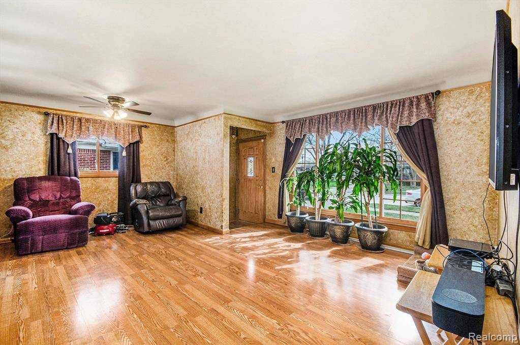 Trenton, MI 48183,3440 MAIDSTONE Street