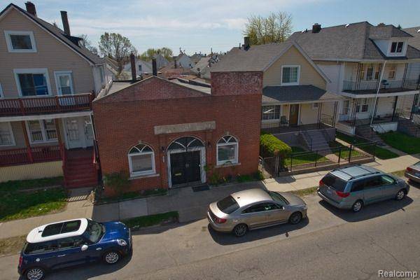 Hamtramck, MI 48212,2974 TROWBRIDGE Street