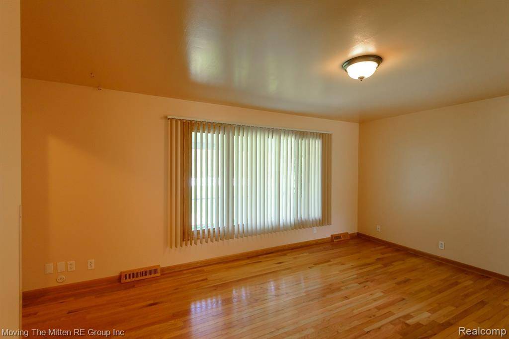 Belleville, MI 48111,49335 WEAR Road