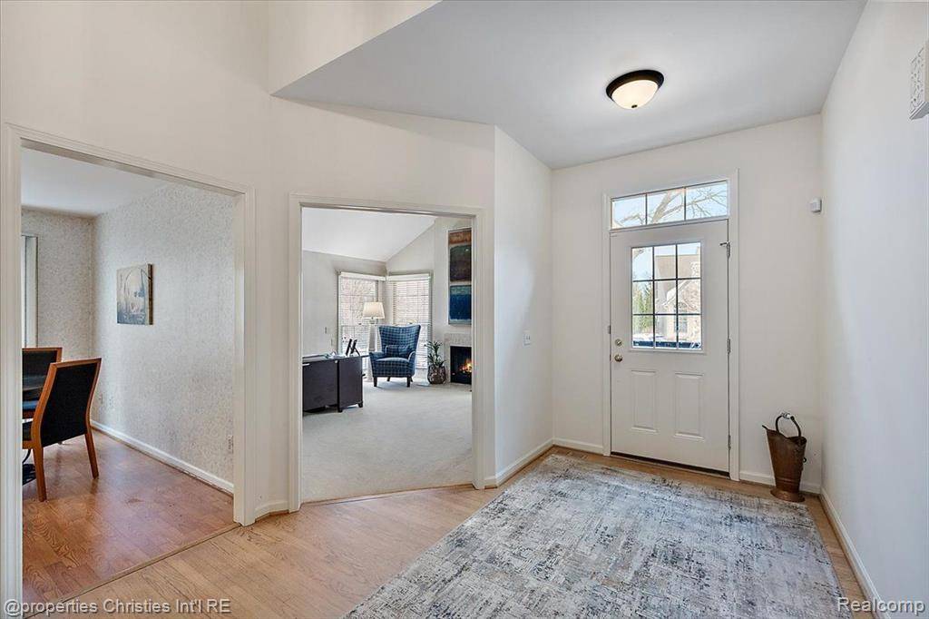 Bloomfield Hills, MI 48304,2488 INGLEHILL