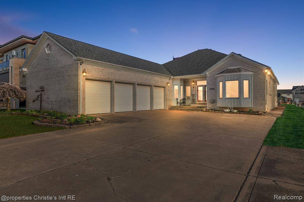 Harrison Township, MI,32560 N River Road
