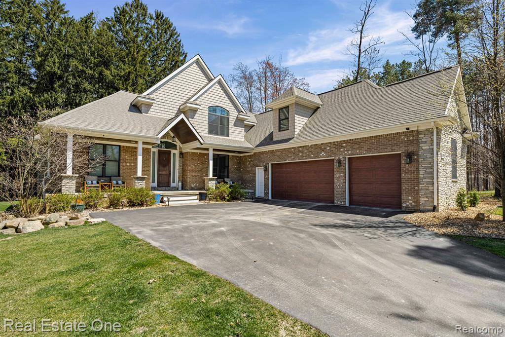 Milford, MI 48380,12885 SLEIGH Trail