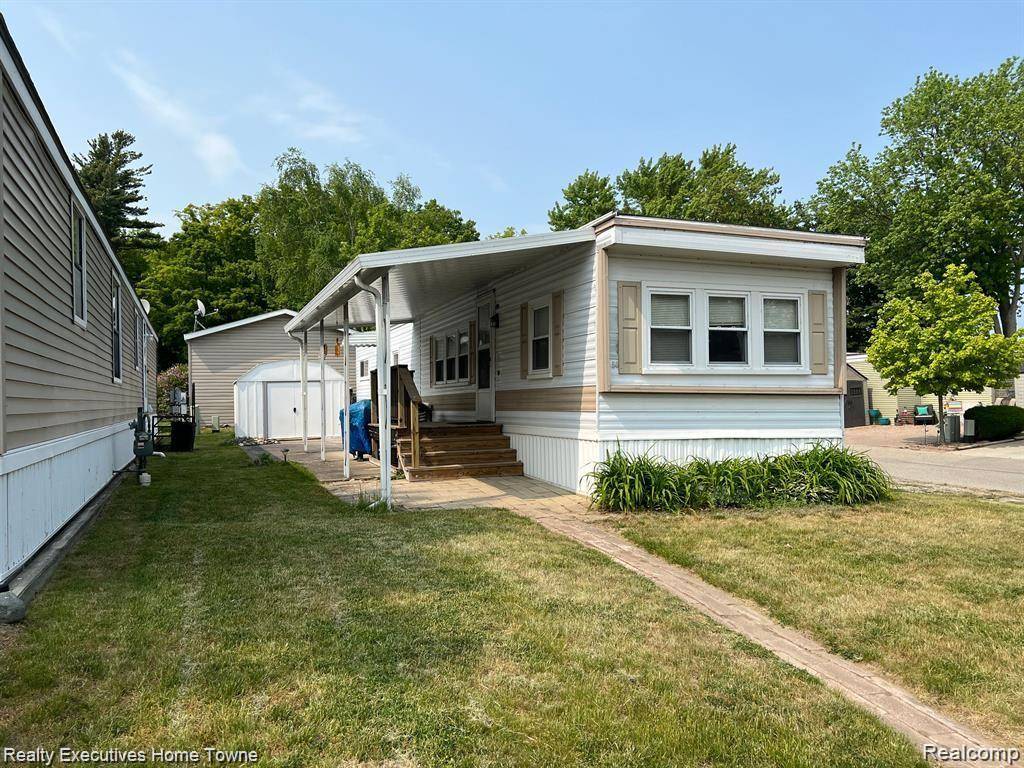 Lexington, MI 48450,5203 MAIN Street