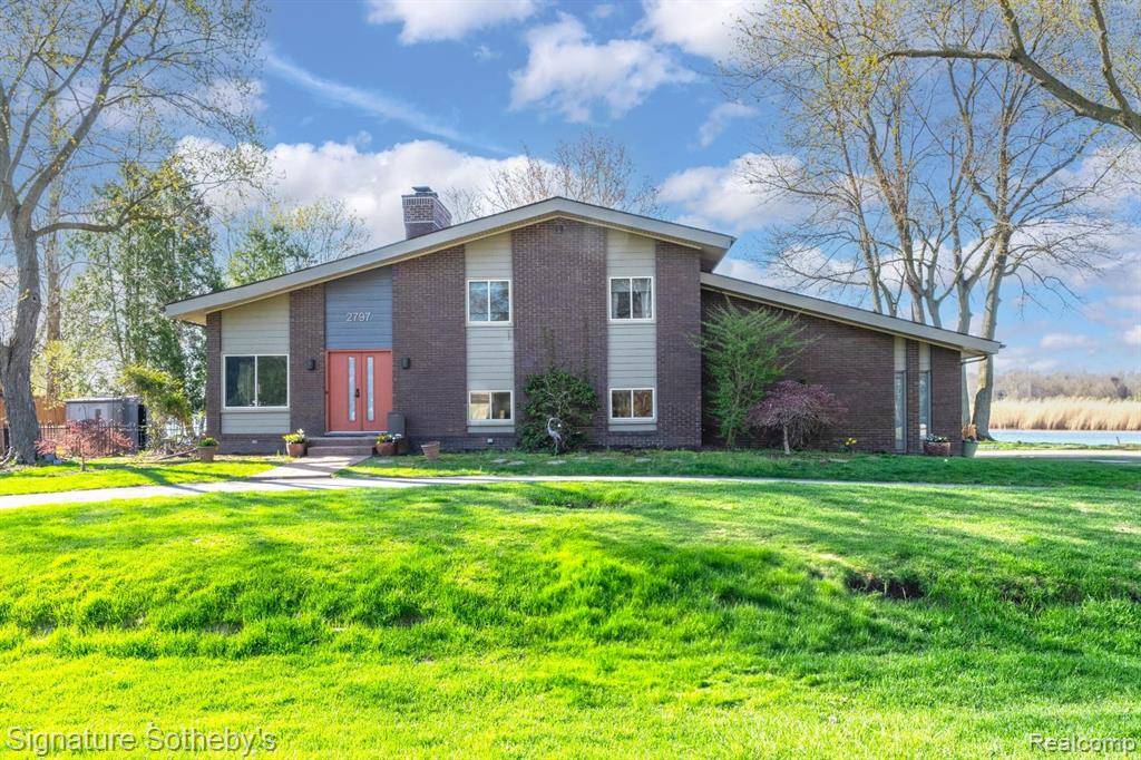 Lake Orion, MI,2797 CANDLEWICK Drive