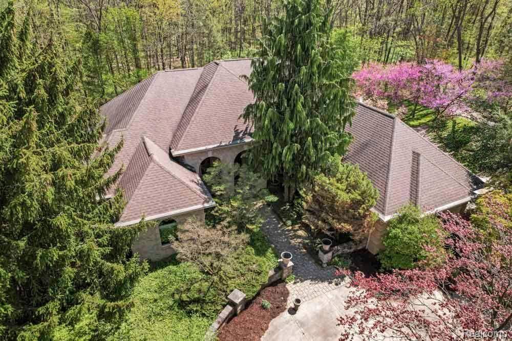 Milford, MI 48380,1293 HUNTCLIFF