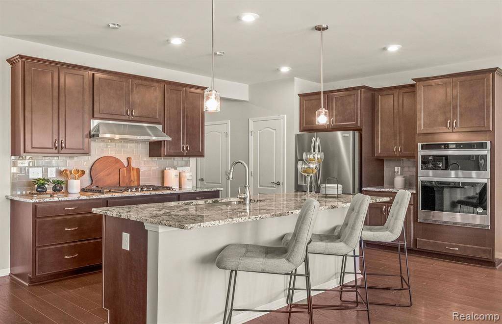 Walled Lake, MI 48390,1569 ADDISON Circle