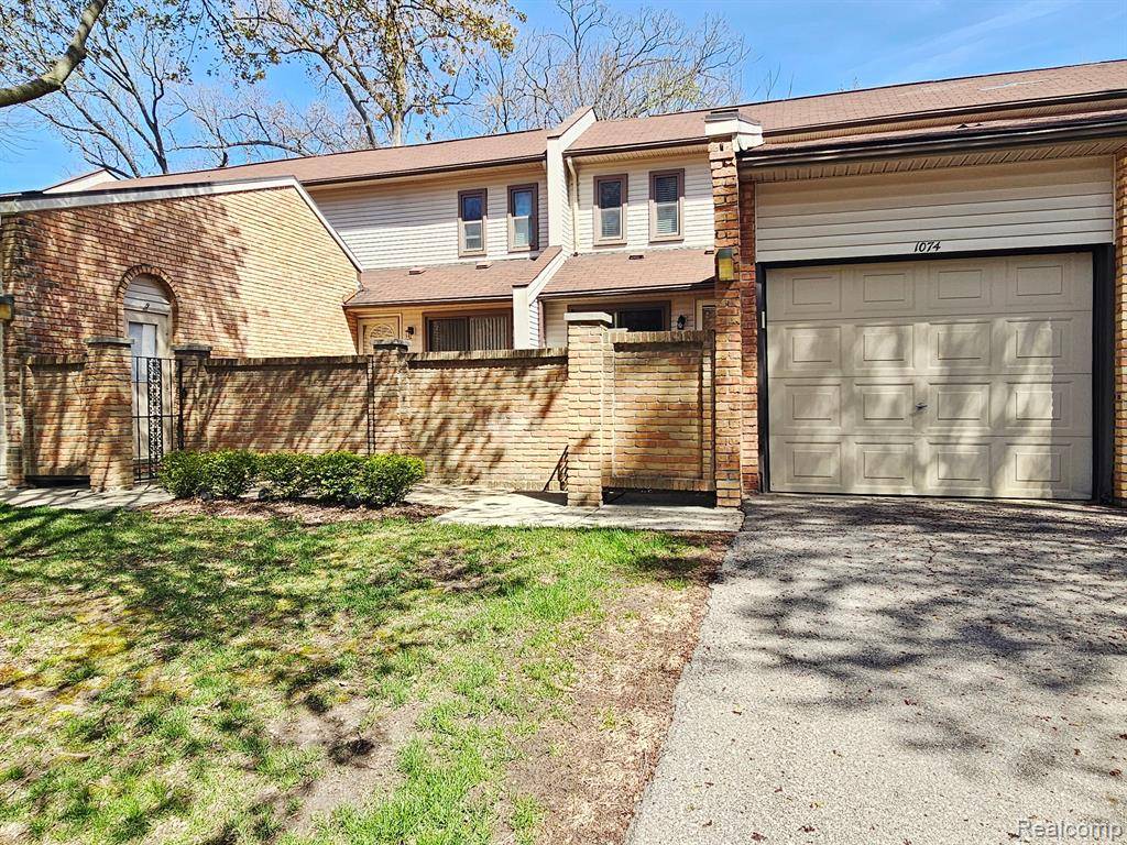 Rochester Hills, MI 48307,1074 WILLOW GROVE Court