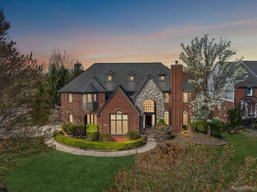 Novi, MI,23537 BROADMOOR PARK Lane