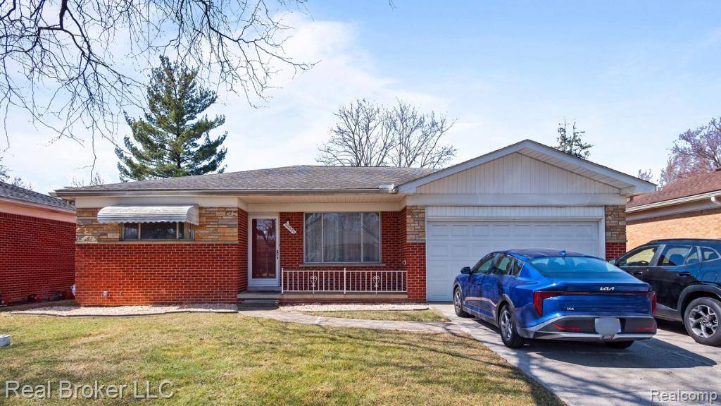 Warren, MI 48093,29329 BONNIE Drive