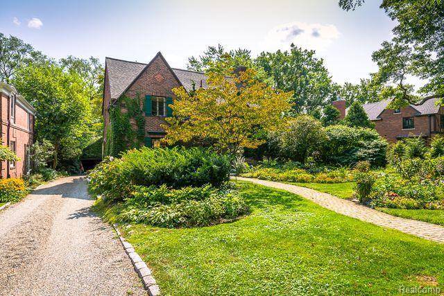 Huntington Woods, MI,8642 HENDRIE Boulevard